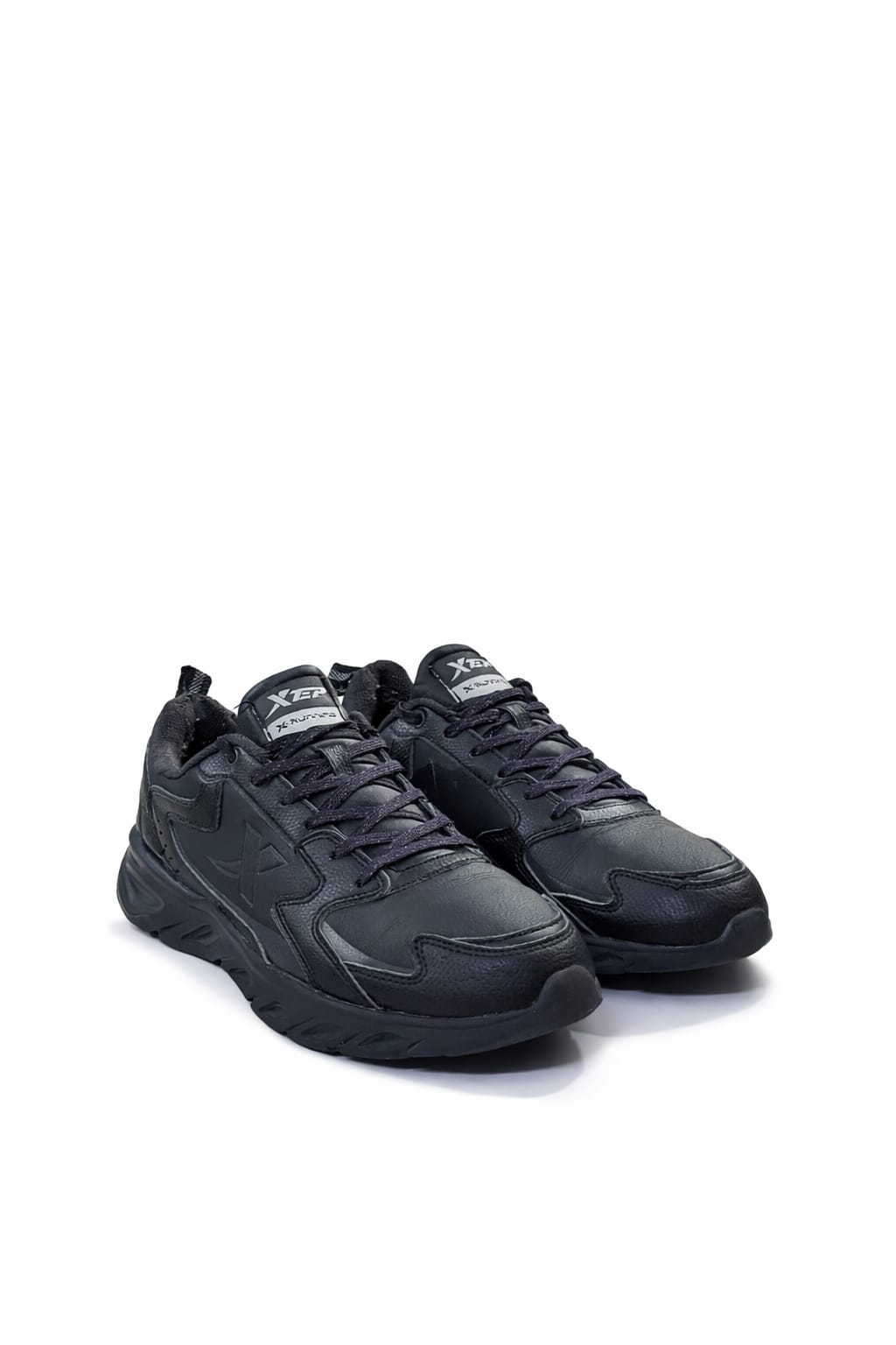Xtep Black Casual Running Sneakers