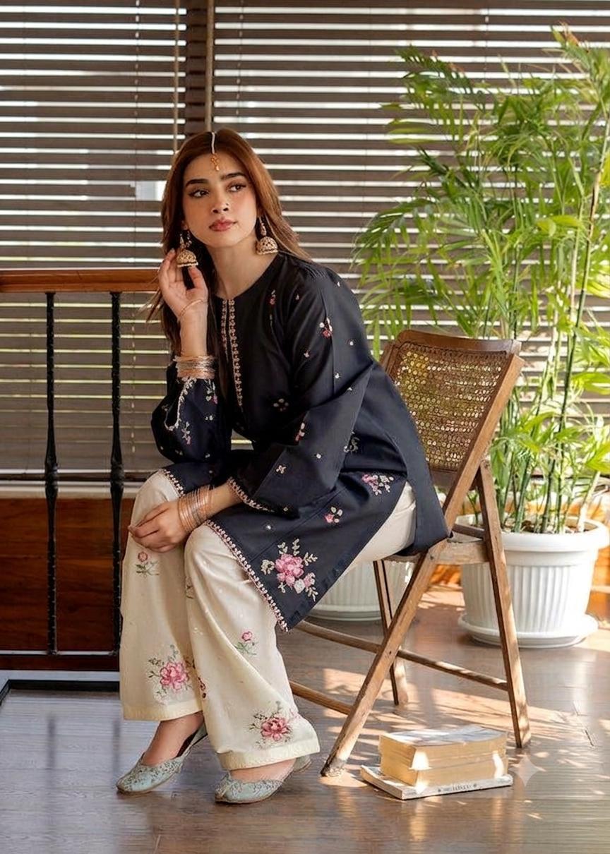 Malai Lawn Floral Embroidered 2pc Suit