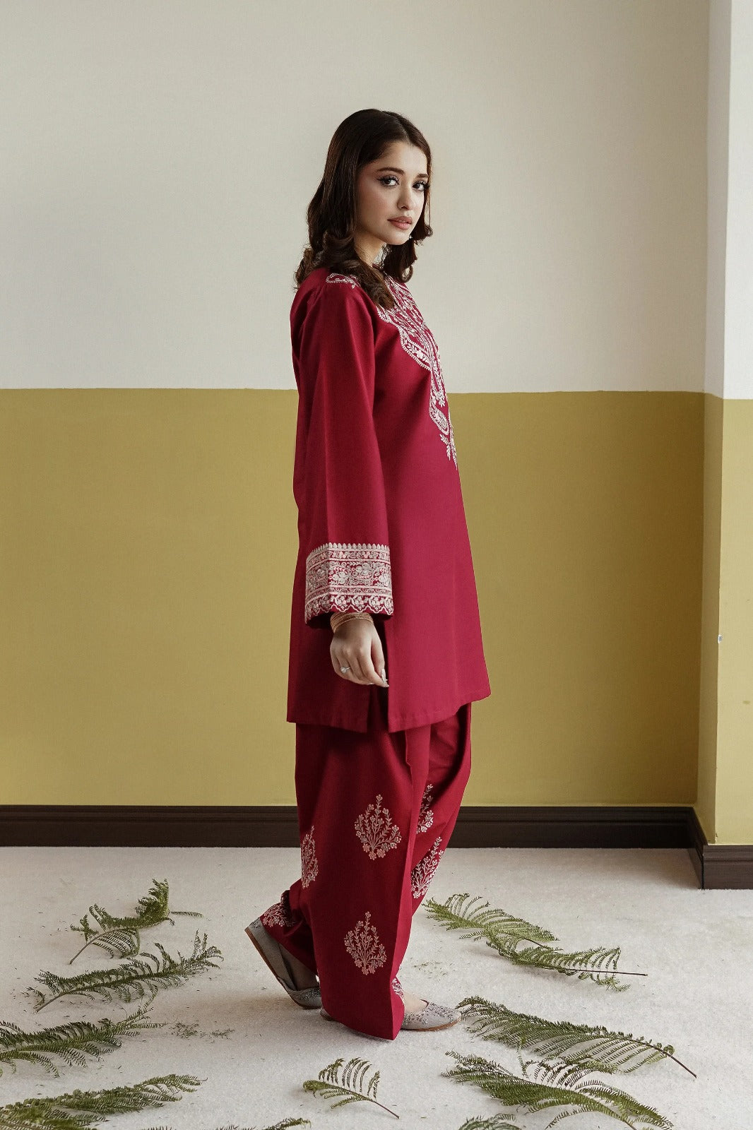 Trendy Farshi Shalwar Co-Ord Set