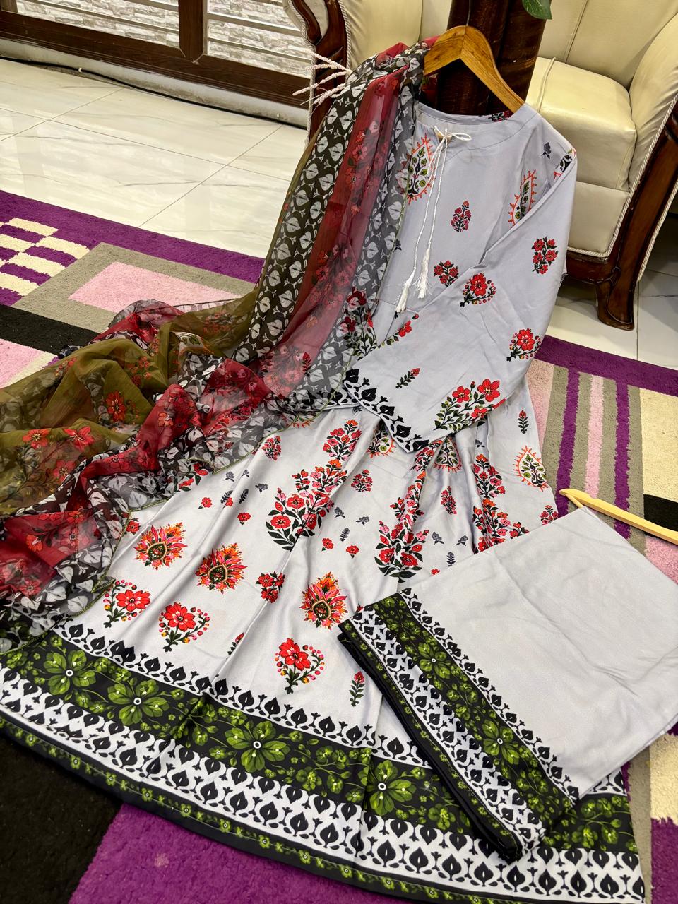 Digital Printed Swiss Lawn Maxi 3pc Dress